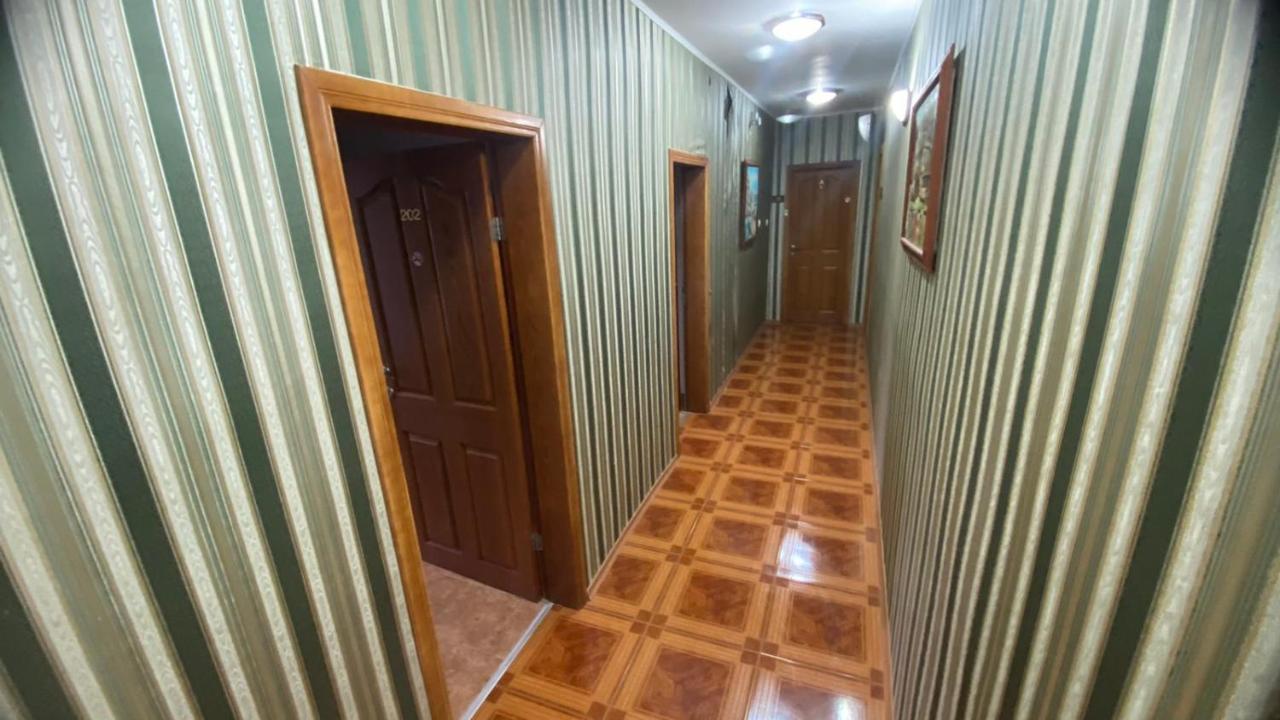 Хотел Галина Палас Srem Kültér fotó